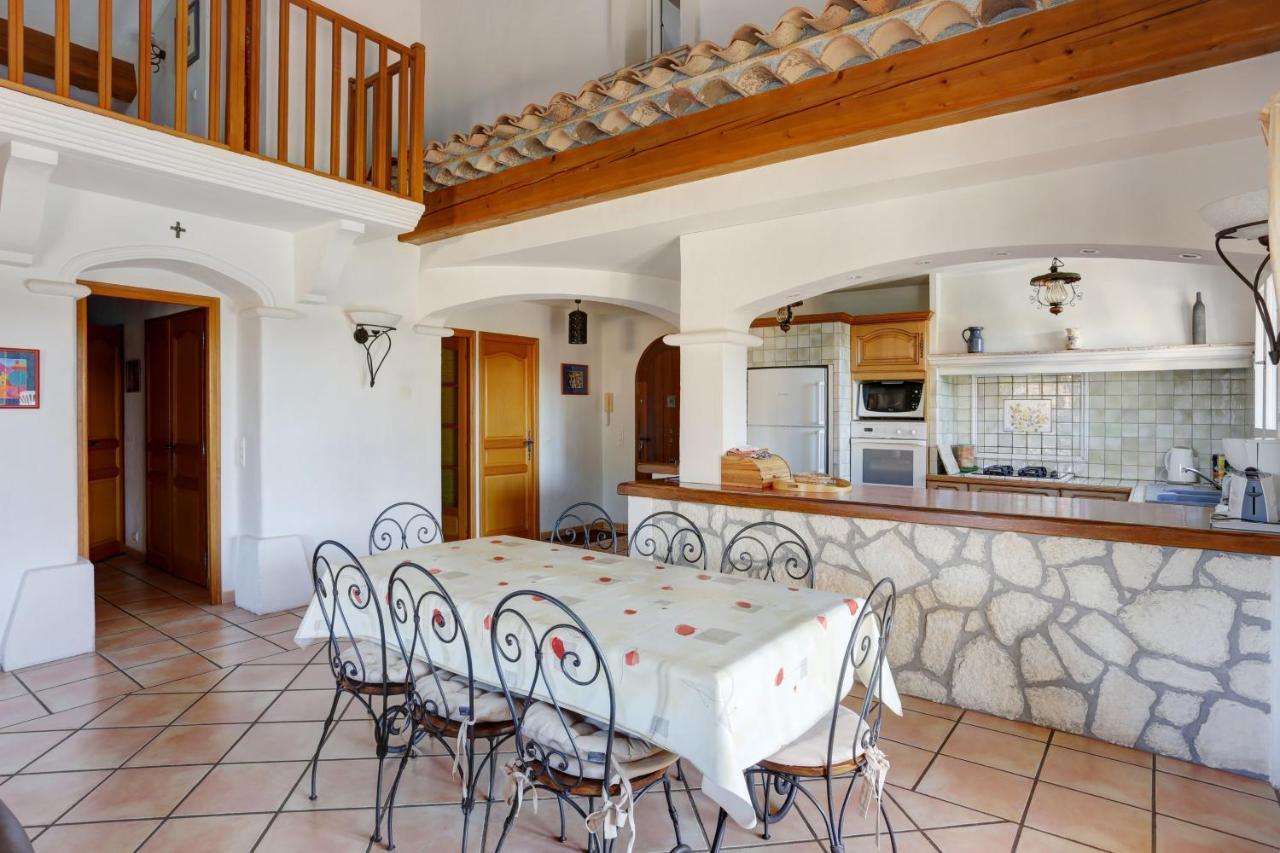villa de charme, 8 pers, climatisée, piscine chauffée, calme garanti Roquebrune-sur-Argens Exterior foto